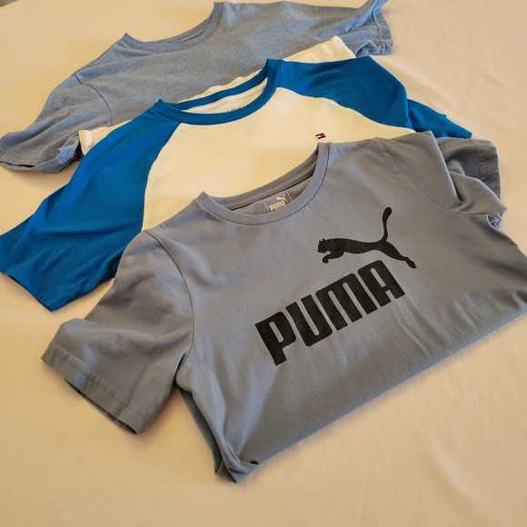 💵3/$20 Boys Tee-shirt Bundle Size 10 *runs small Like size 8 - Picture 1 of 14